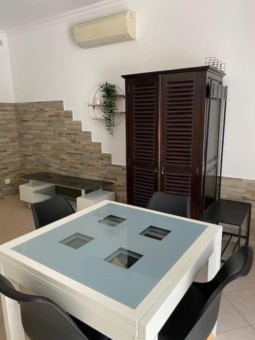 Villa Serenice - F2 Au Calme, Climatise, Wifi Et Parking Gratuit エクステリア 写真